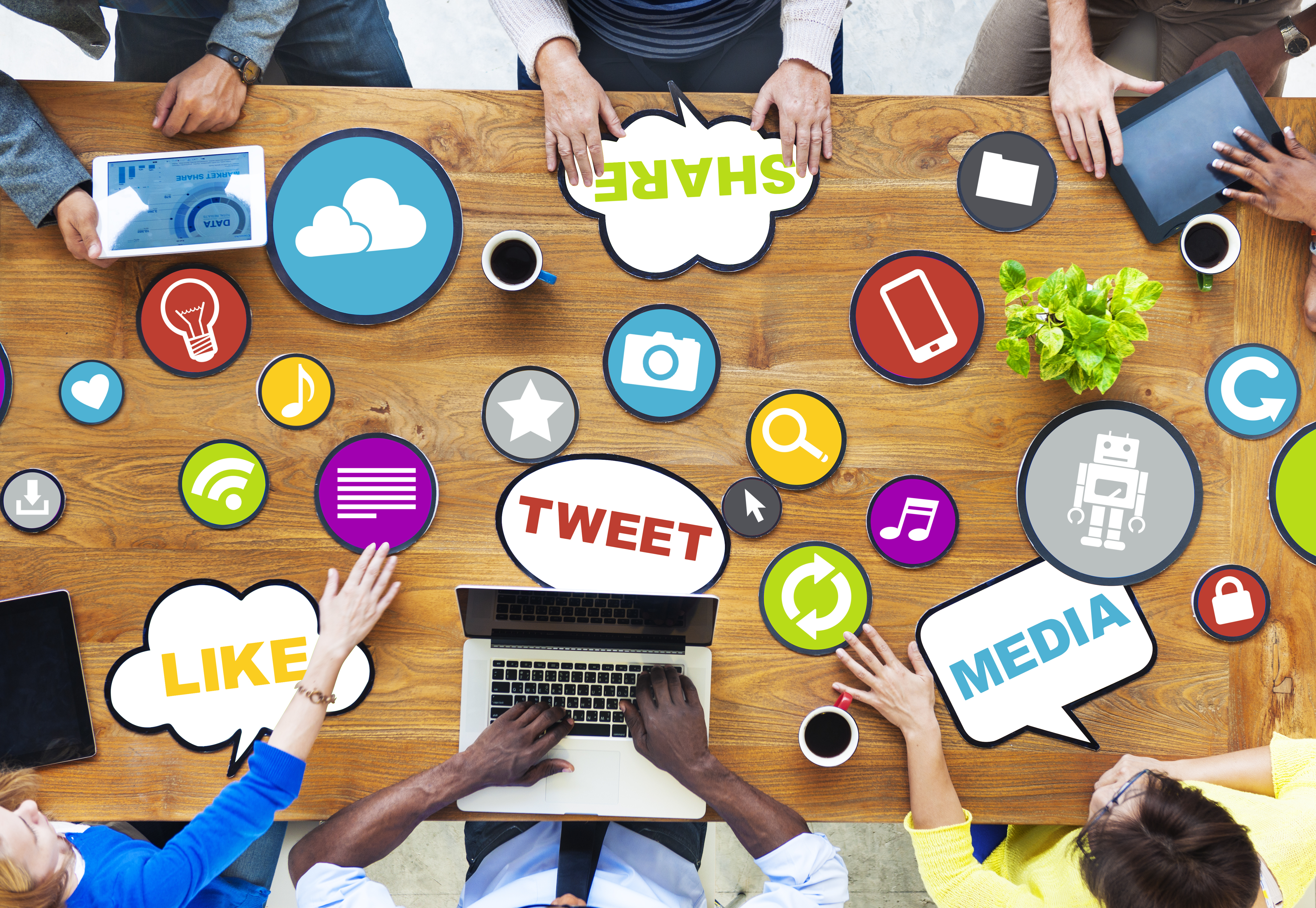 What You Should Know About HubSpot for Social Media
