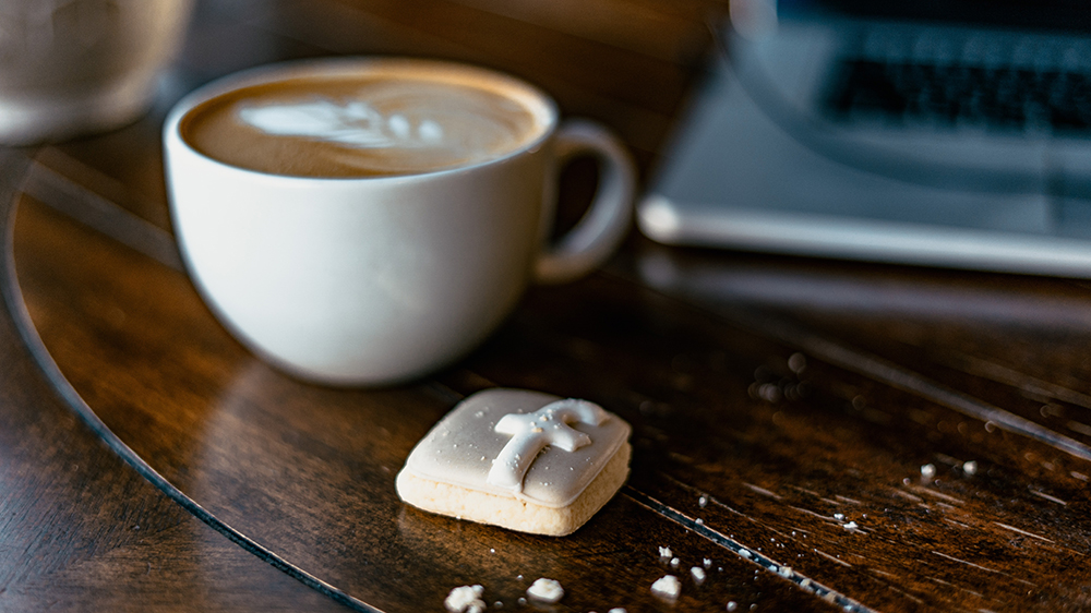 Coffee cup with Facebook cookie