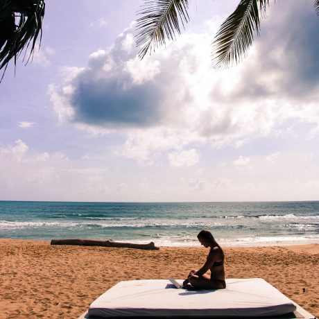 workaholic_eb (1)_instagram